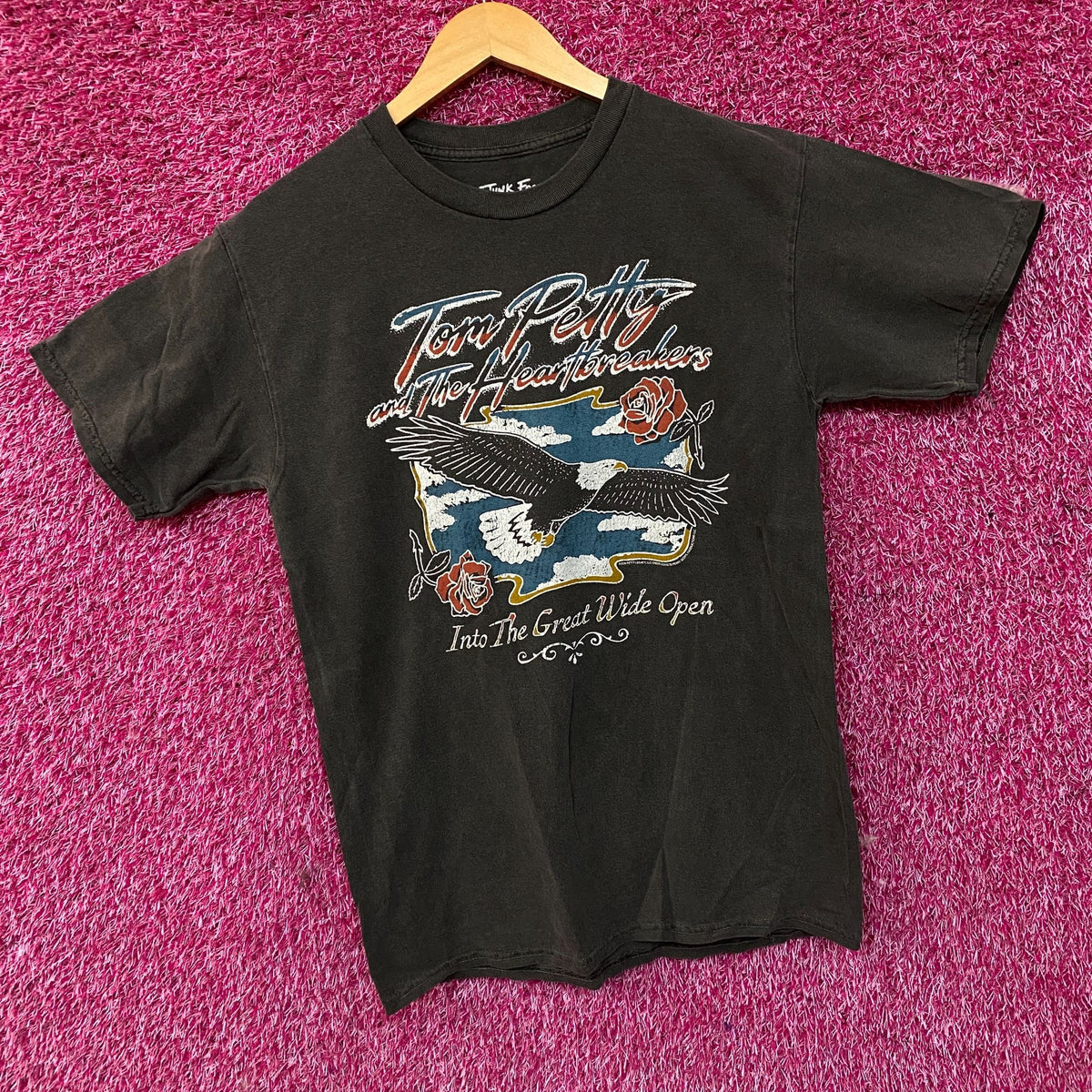 Junk Food Clothing Tom Petty Eagle and The Heartbreakers Rock Band T-Shirt Small