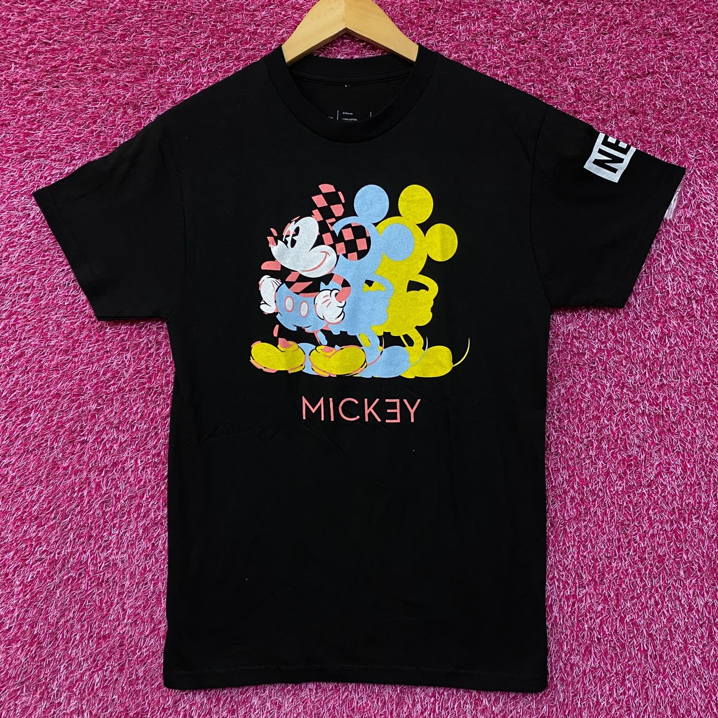 Neff Disney Collection Pastel Mickey Mens T-Shirt Small