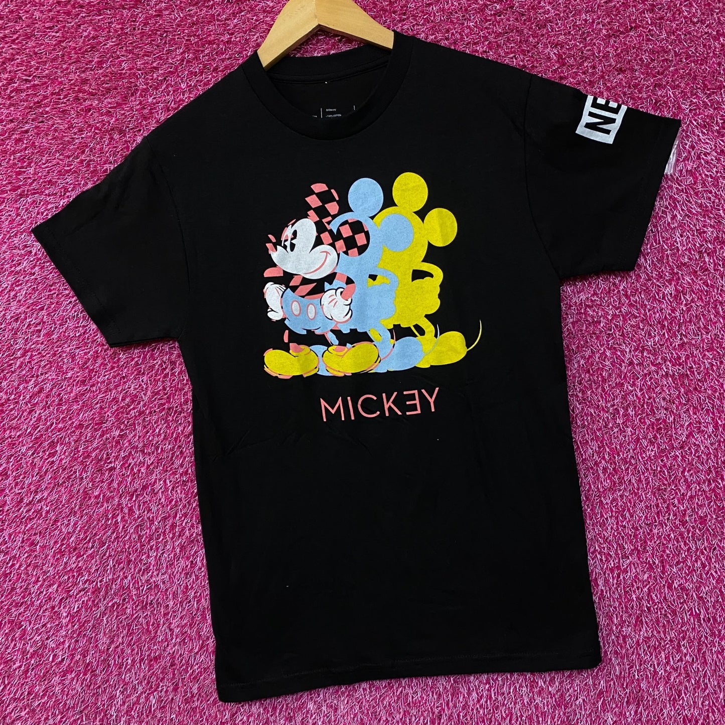 Neff Disney Collection Pastel Mickey Mens T-Shirt Small
