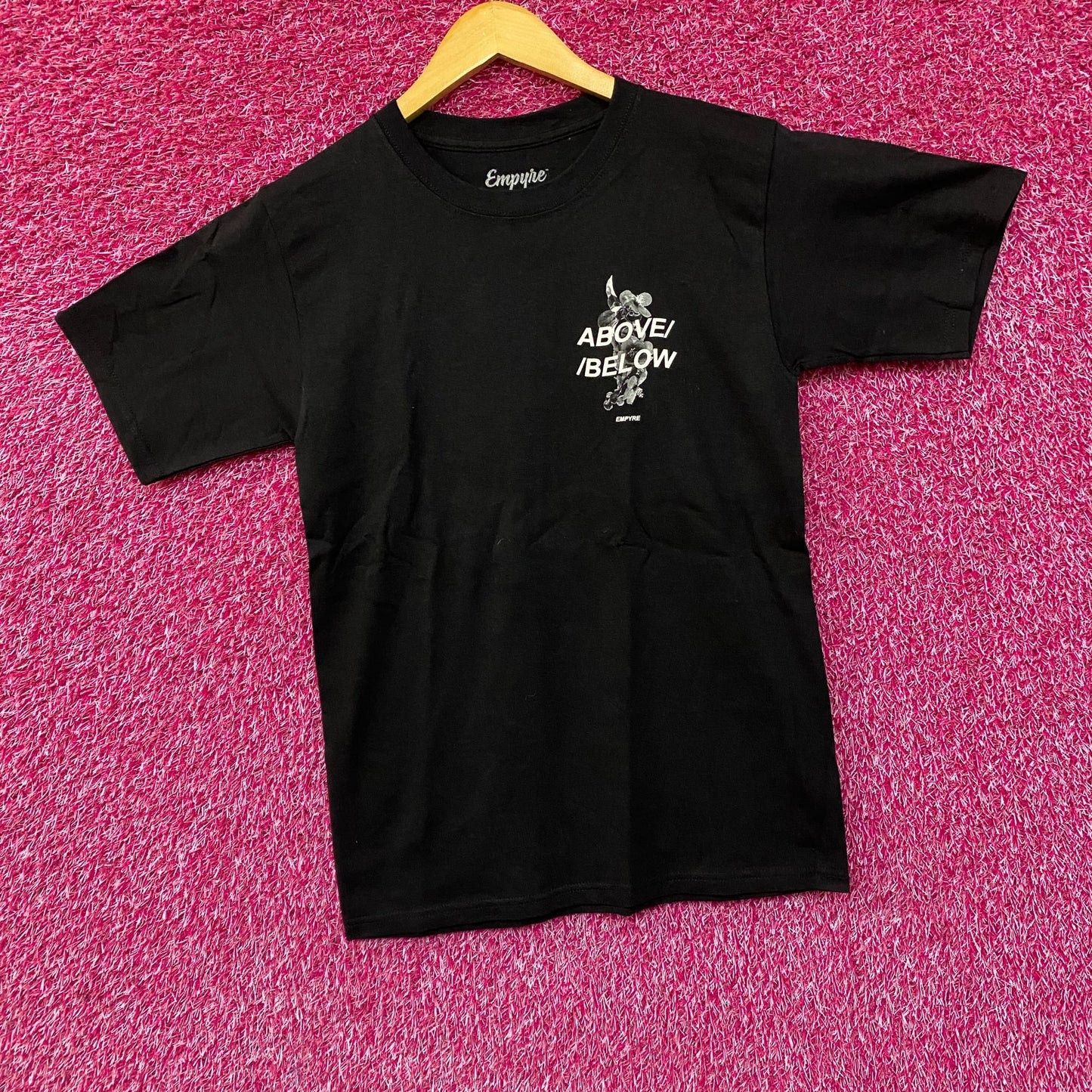 Empyre Above Below Wild Orchid Flowers T-Shirt Small