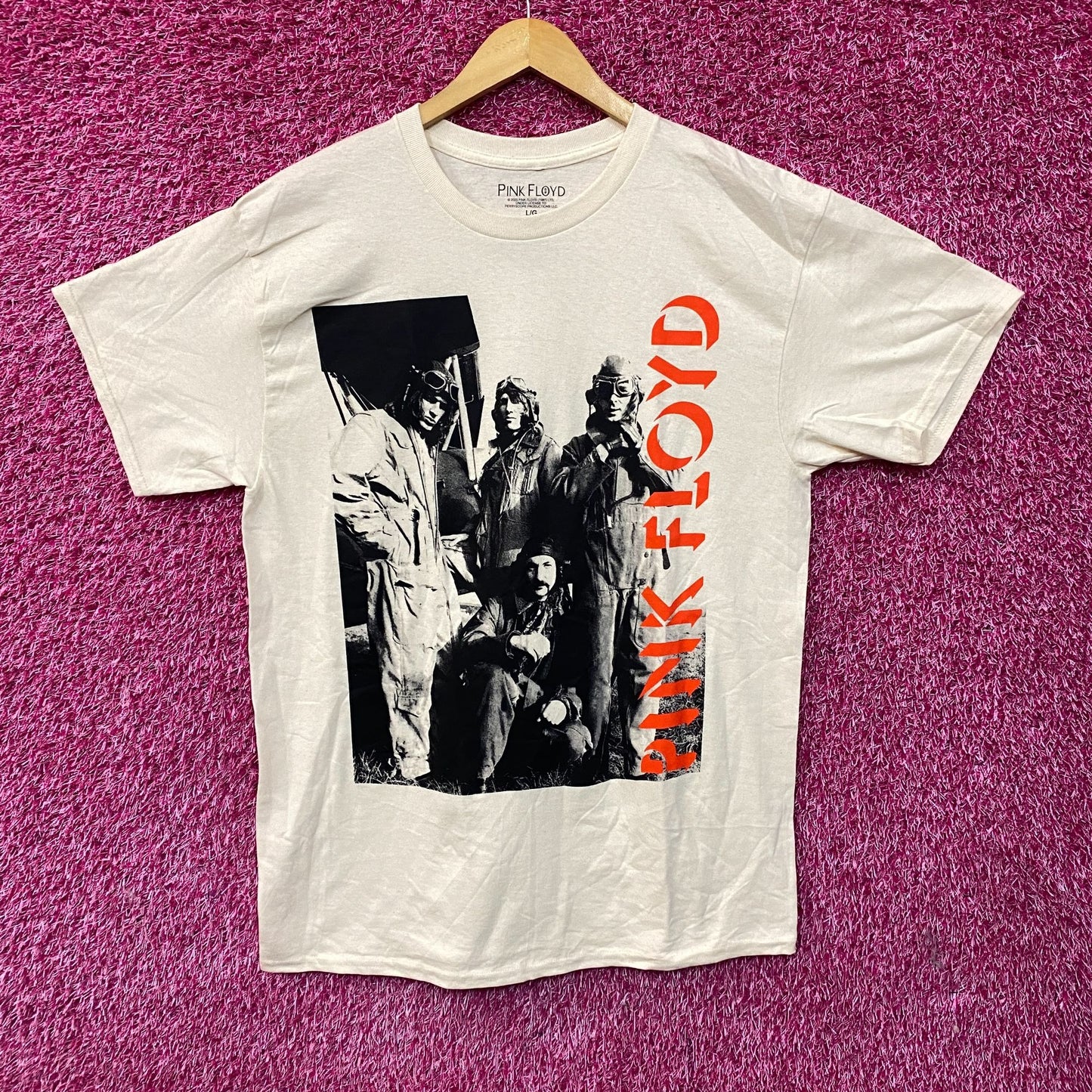 Pink Floyd Point Me at the Sky Graphic T-Shirt Large