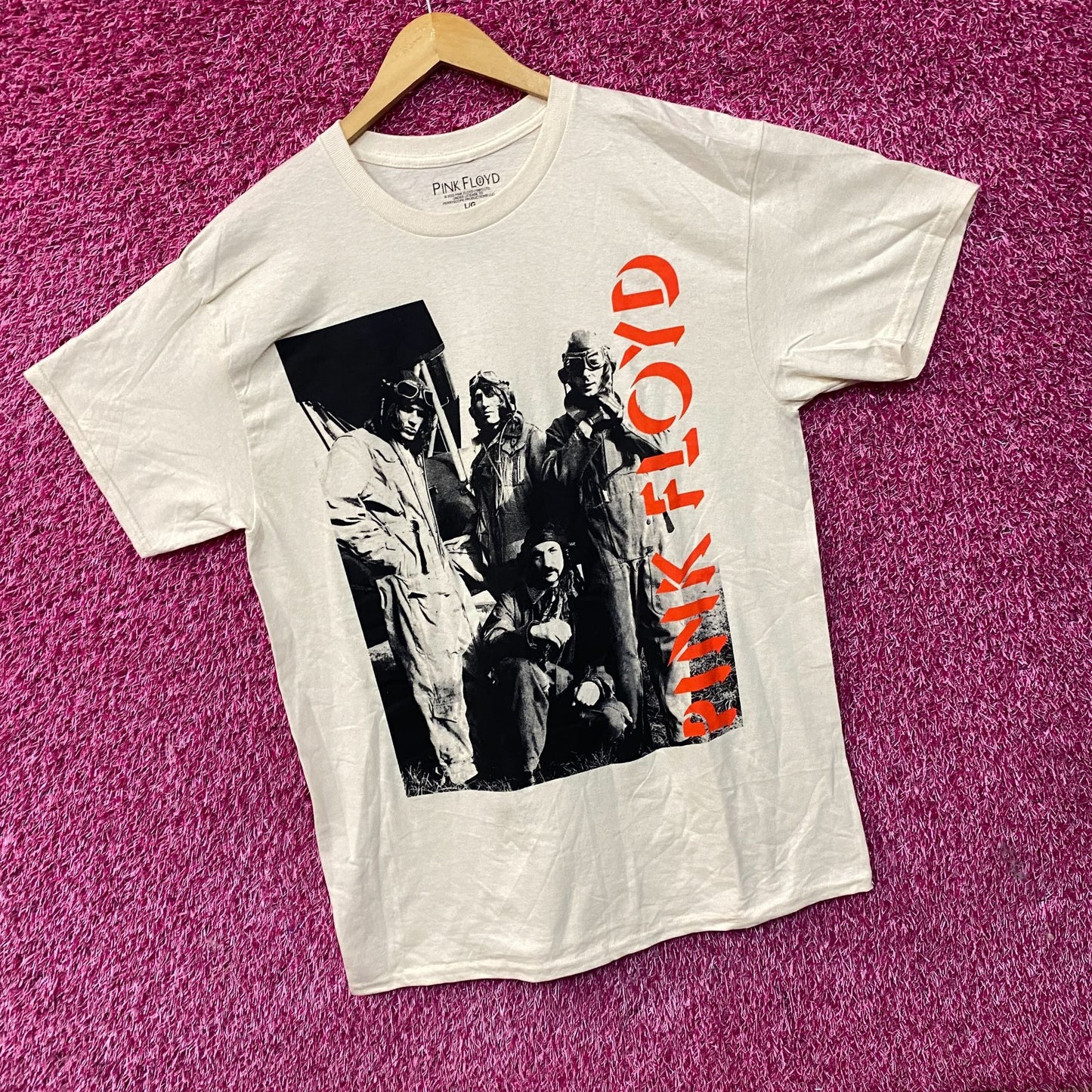 Pink Floyd Point Me at the Sky Graphic T-Shirt Large