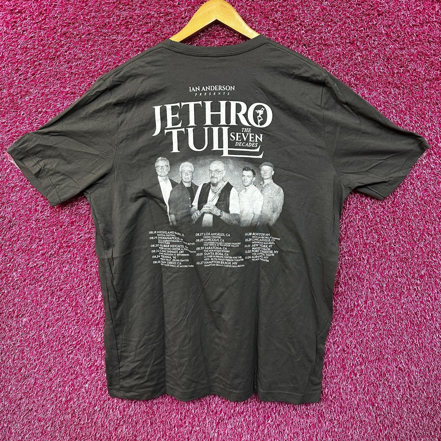 Jethro Tull The Seven Decades Tour Tshirt size 2x