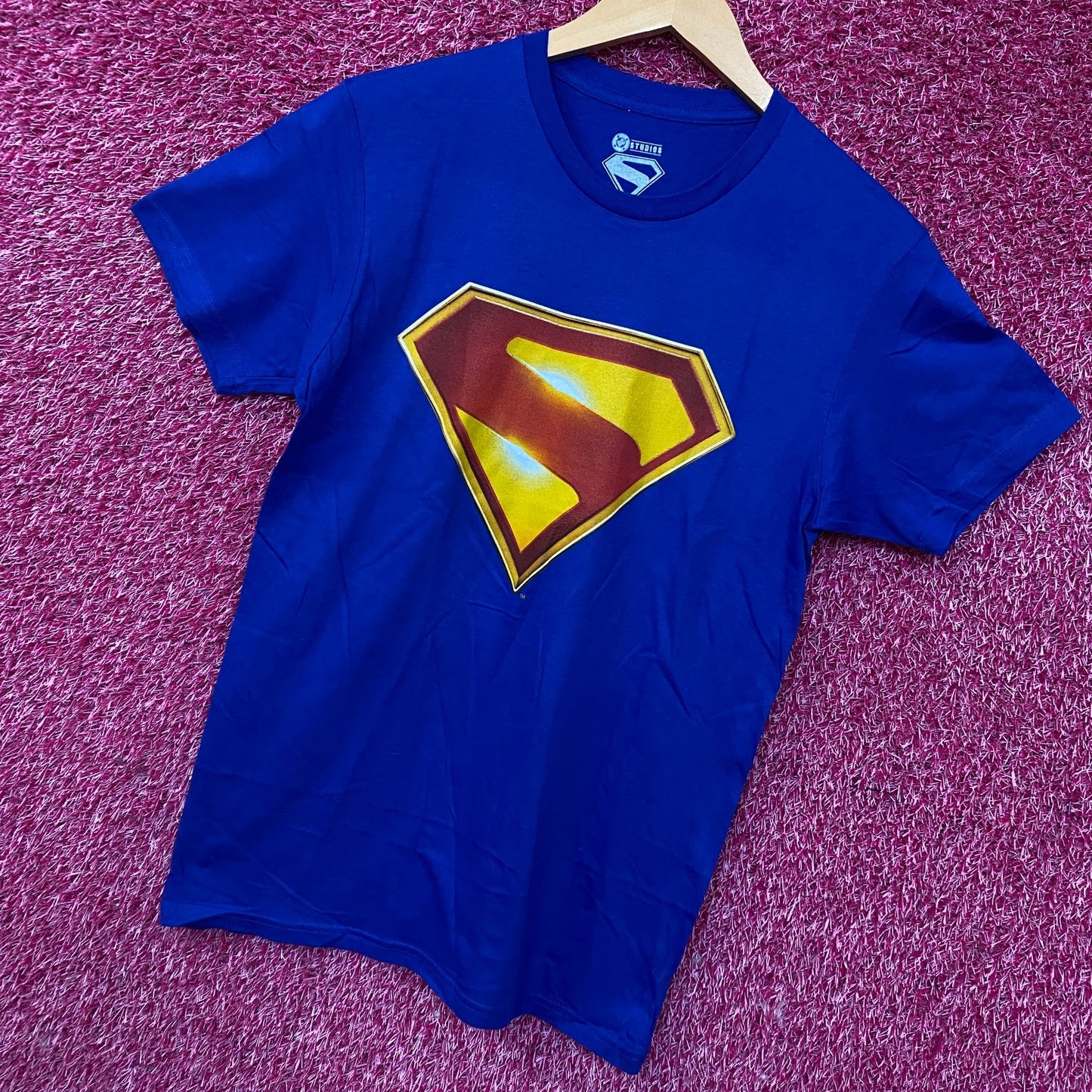 DC Comics Superman Logo Graphic T-Shirt Small