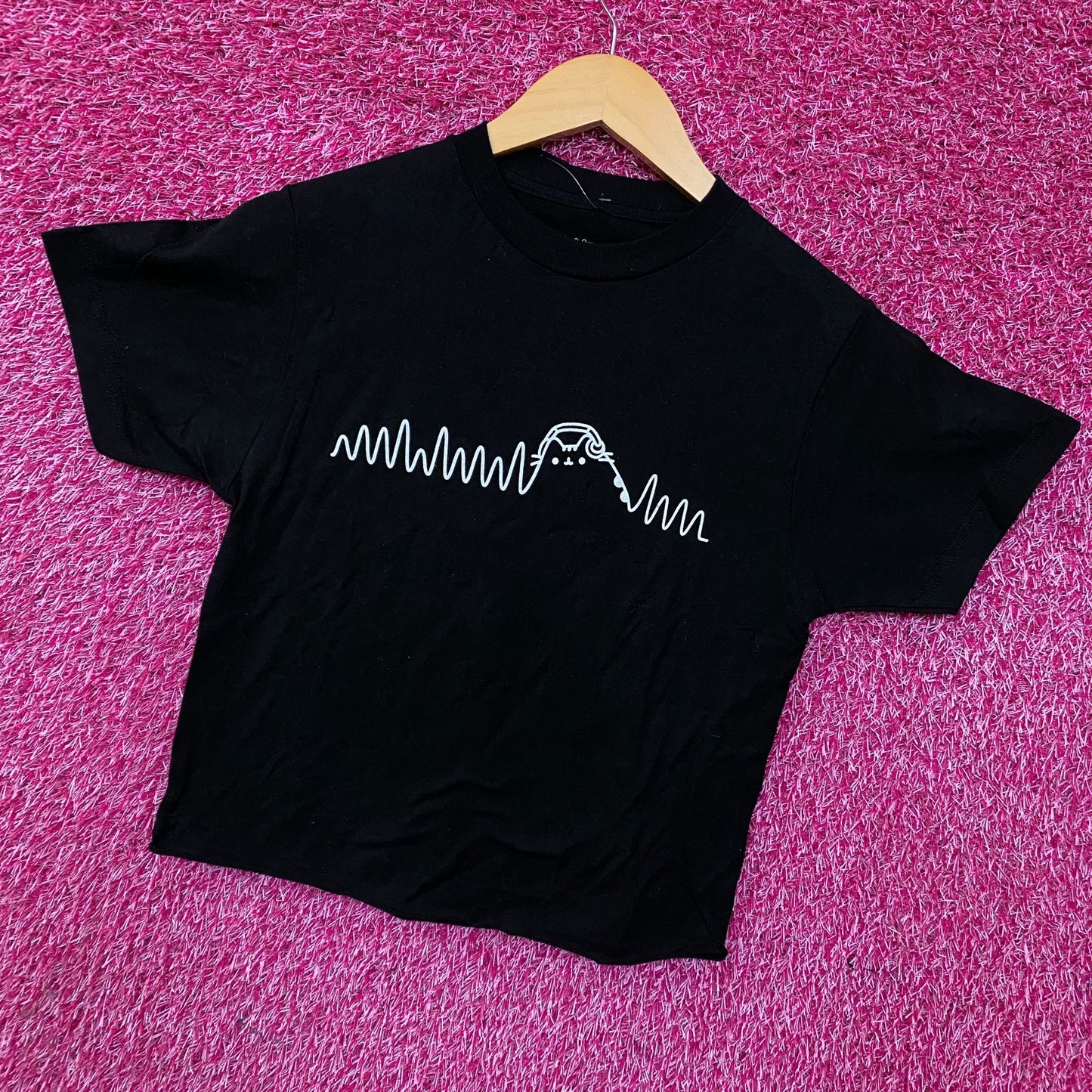 Pusheen Music Graphic Crop T-Shirt XS