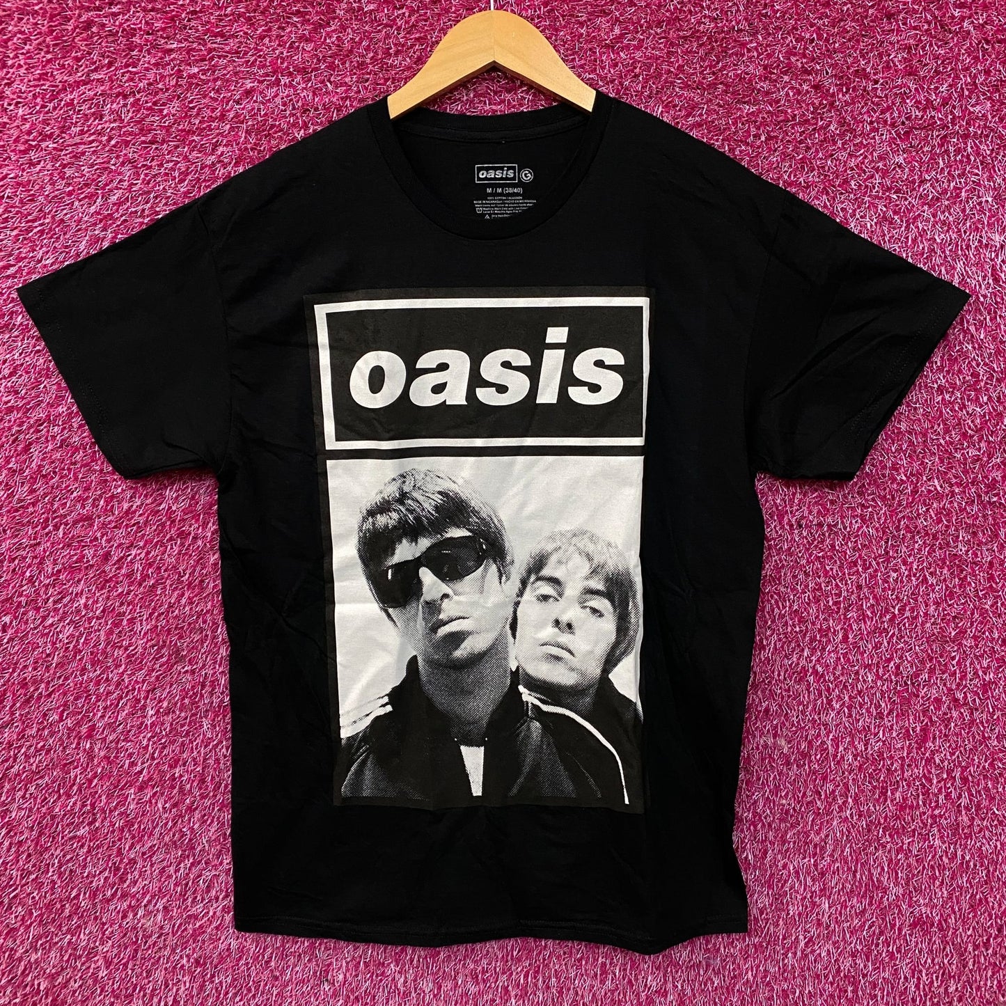 Oasis Noel & Liam Boxed Photo Rock Band T-Shirt Medium