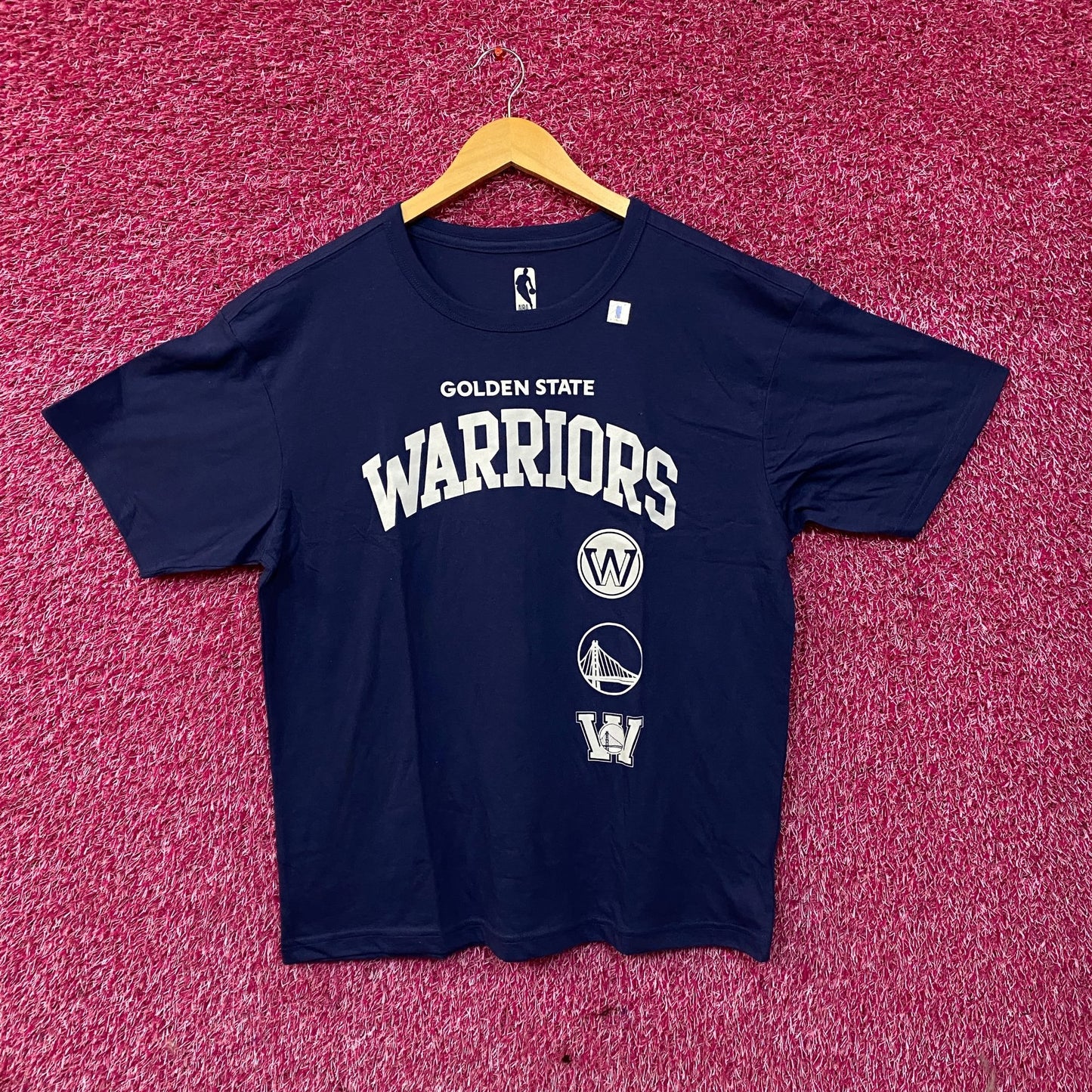 Golden State Warriors NBA Apparel Graphic Logo T-Shirt Medium