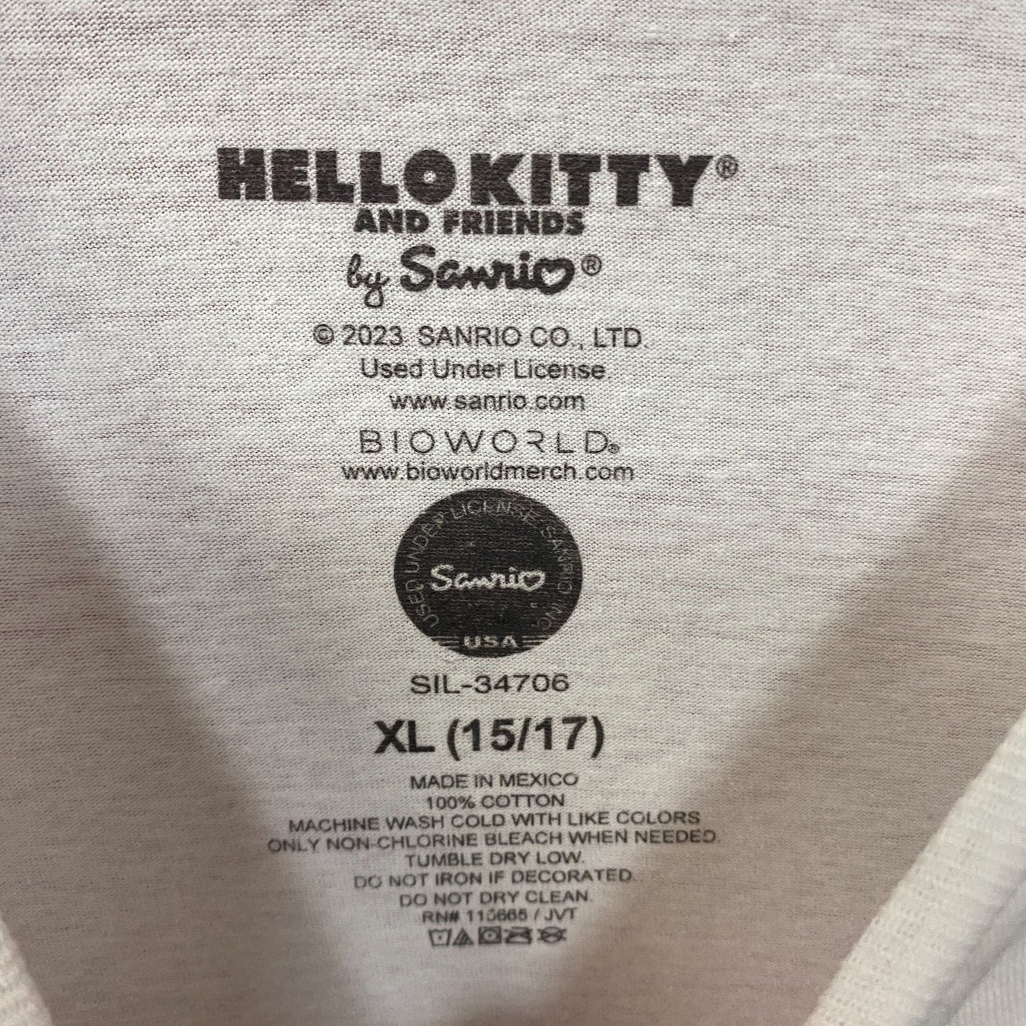 Sanrio Hello Kitty Boba Tea Kawaii Graphic Design T-Shirt XL