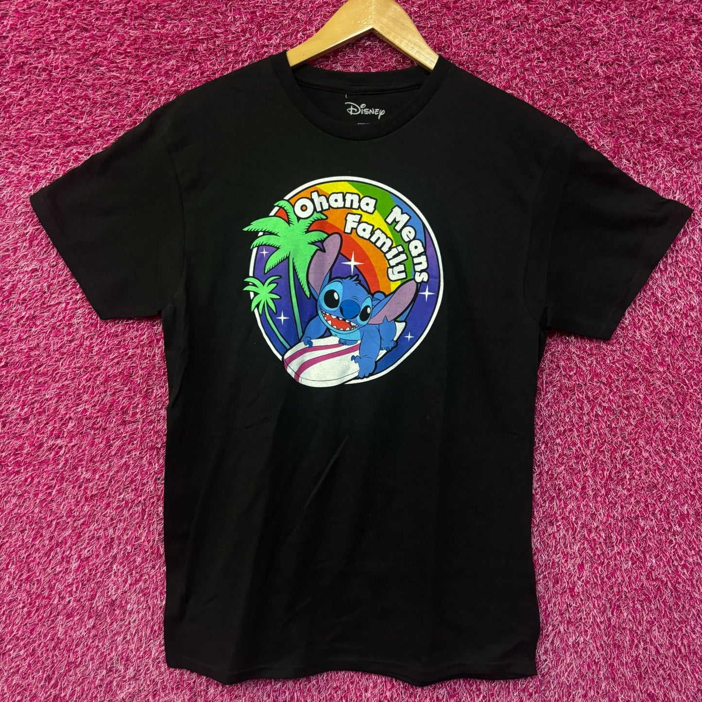 Lilo and Stitch Ohana Means Family tshirt size medium