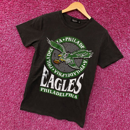 Junk Food Clothing Philadelphia Eagles Crest Vintage Style Tee Small