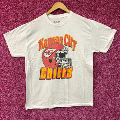 NFL Kansas City Chief Vintage Style Helmet Logo Football T-Shirt Small