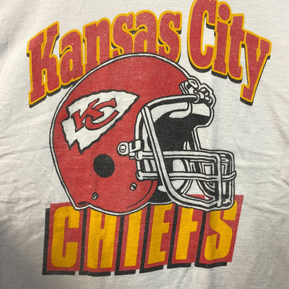 NFL Kansas City Chief Vintage Style Helmet Logo Football T-Shirt Small