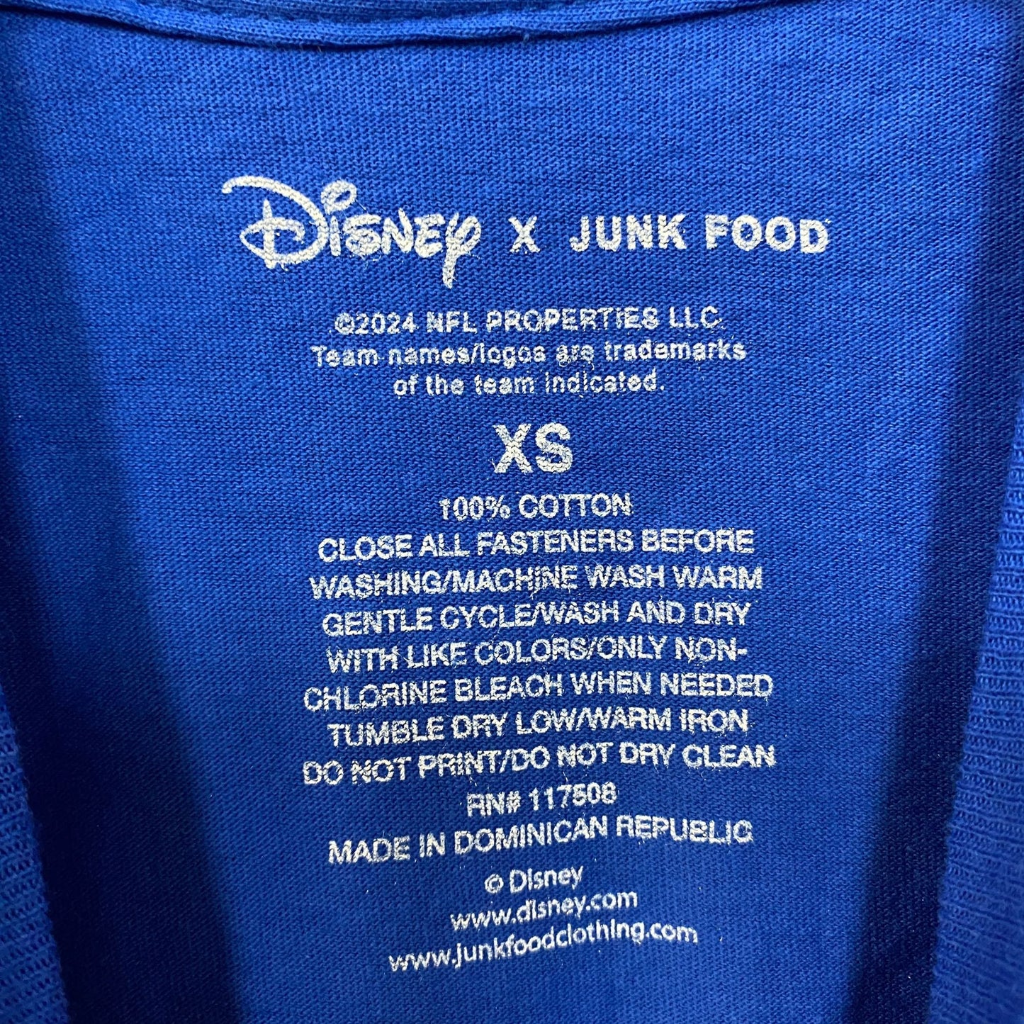 Disney x Junk Food NFL Denver Broncos Mickey Mouse Kick Back T-Shirt XS