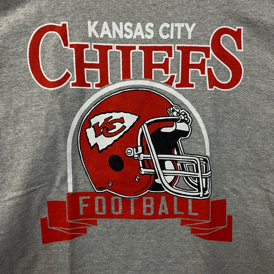 Junk Food Clothing Kansas City Chiefs Helmet Logo Graphic Women's T-Shirt Large