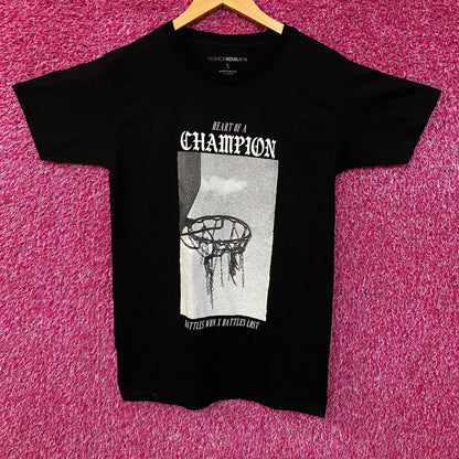 Fashion Nova Men "Heart Of A Champion" Graphic T-Shirt Small