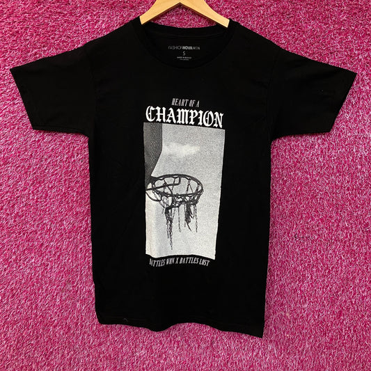 Fashion Nova Men "Heart Of A Champion" Graphic T-Shirt Small