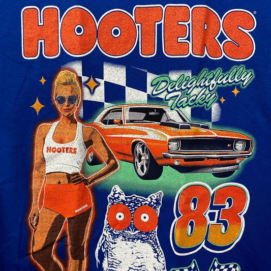 Hooters Delightfully Tacky Racing 83 Watch The Curves T-shirt Medium