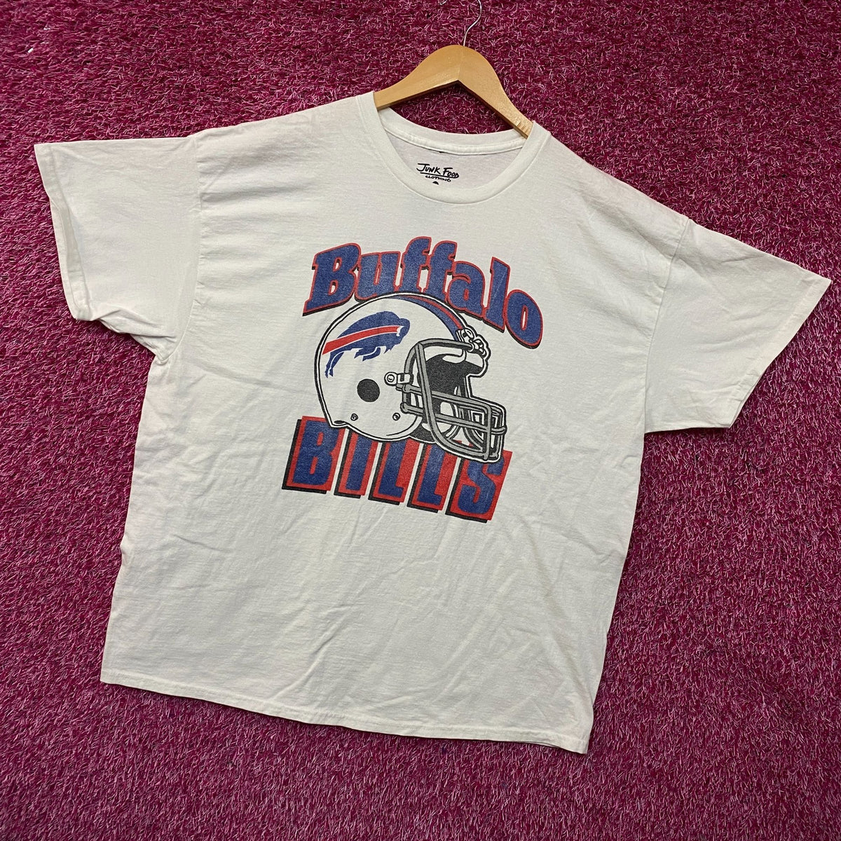 Junk Food Clothing NFL Buffalo Bills Throwback Helmet Logo T-Shirt XL