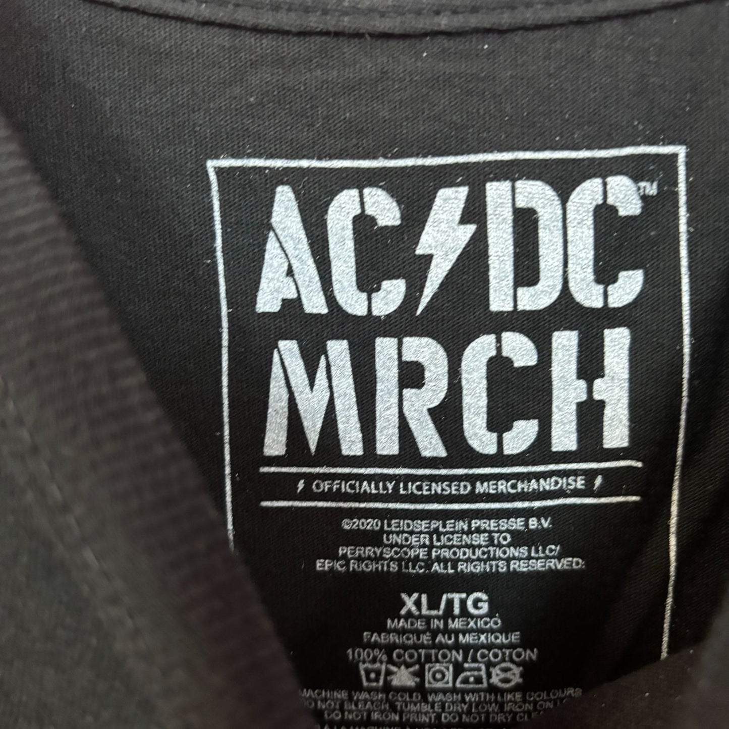 AC/DC Pwr Up Live in Concert Poster Heavy Metal Band Tee XL