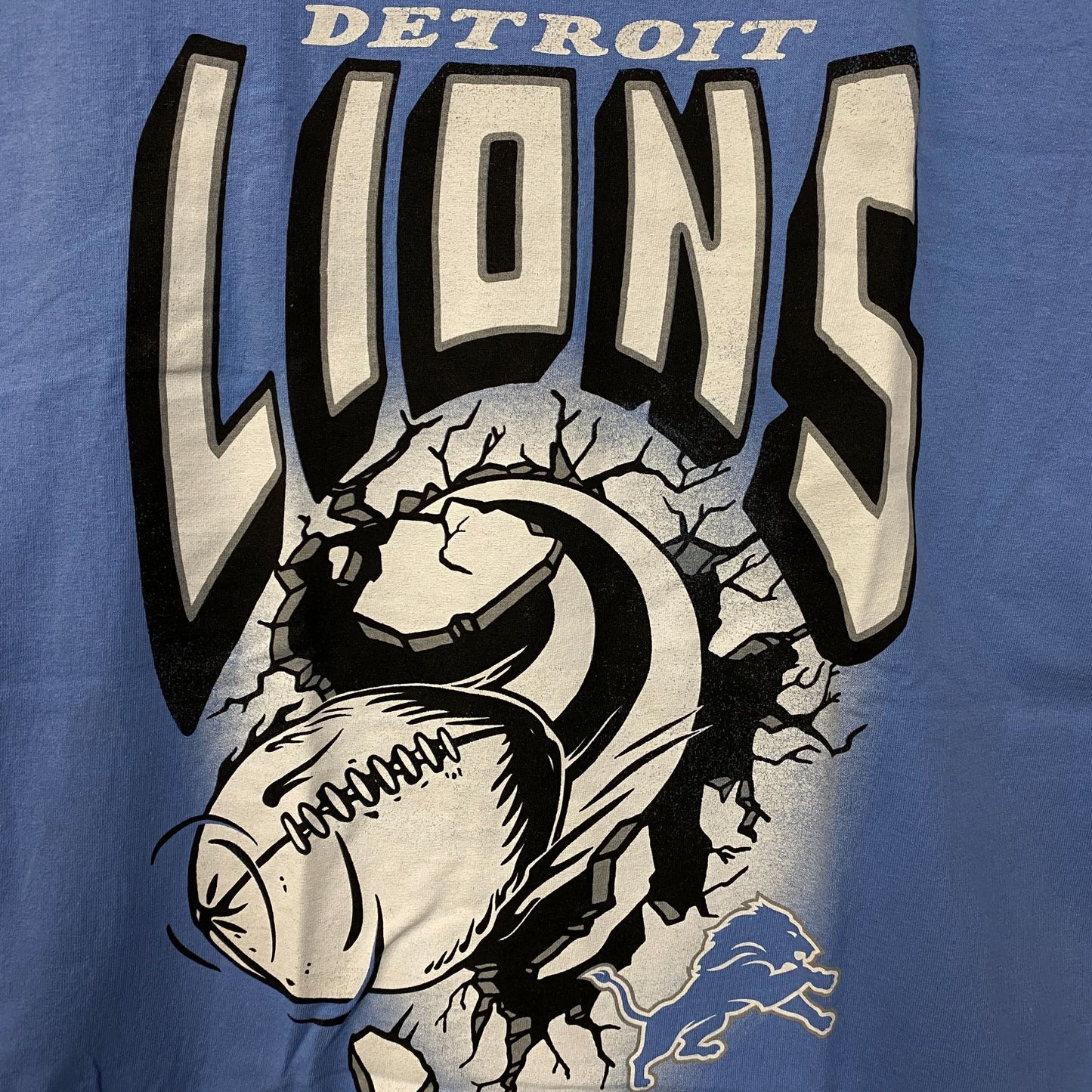 Junk Food Clothing NFL Detroit Lions Blue Breakthrough Graphic T-Shirt Medium
