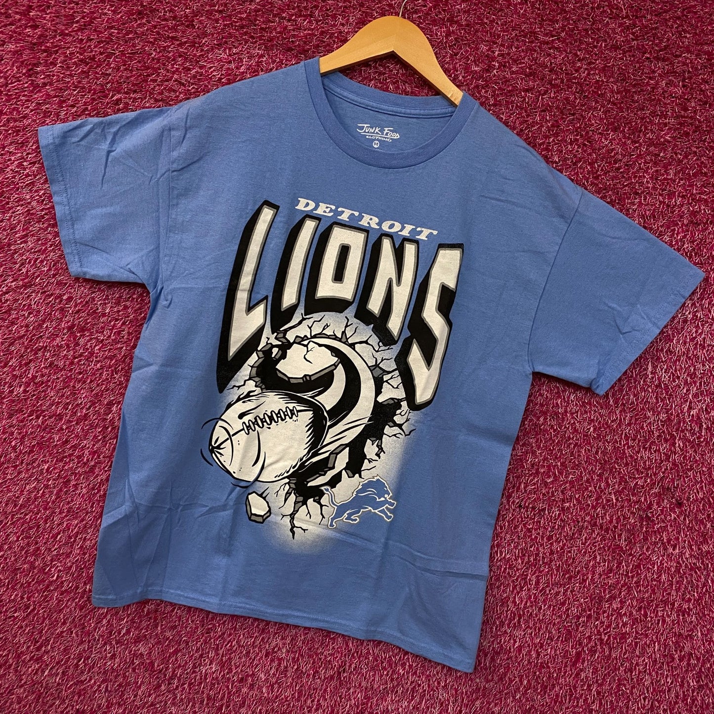 Junk Food Clothing NFL Detroit Lions Blue Breakthrough Graphic T-Shirt Medium