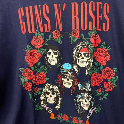 Guns N' Roses Skulls Wreath Graphic T-Shirt Large