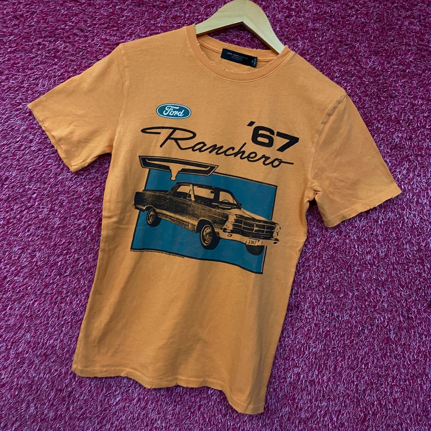 Junk Food Clothing Ford Ranchero '67 Women's Vintage-Style T-Shirt XS