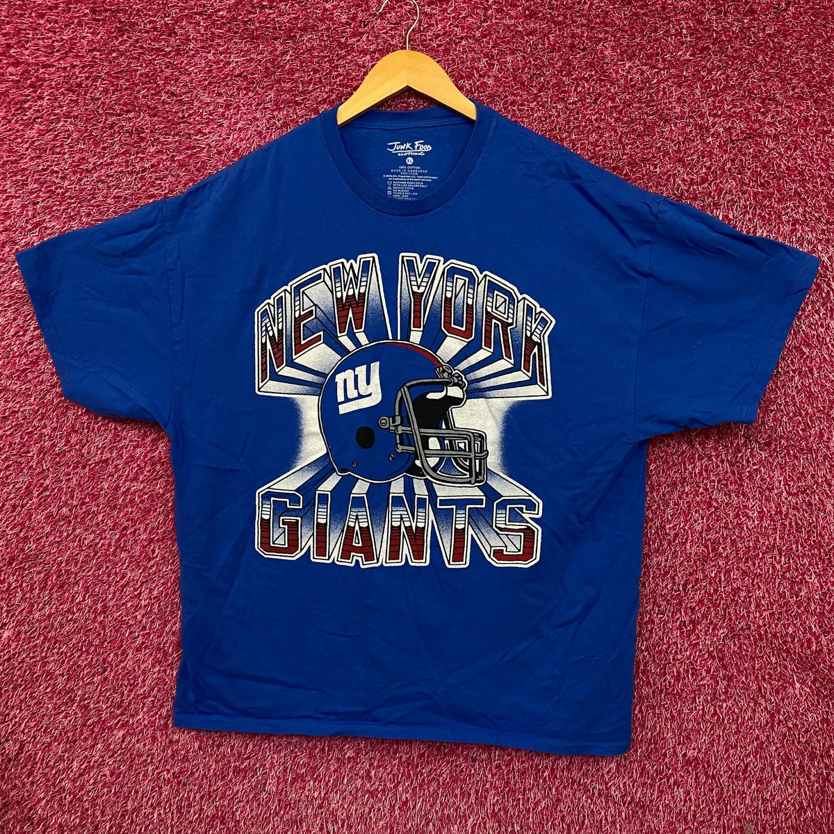 New York Giants Helmet Tshirt size XL