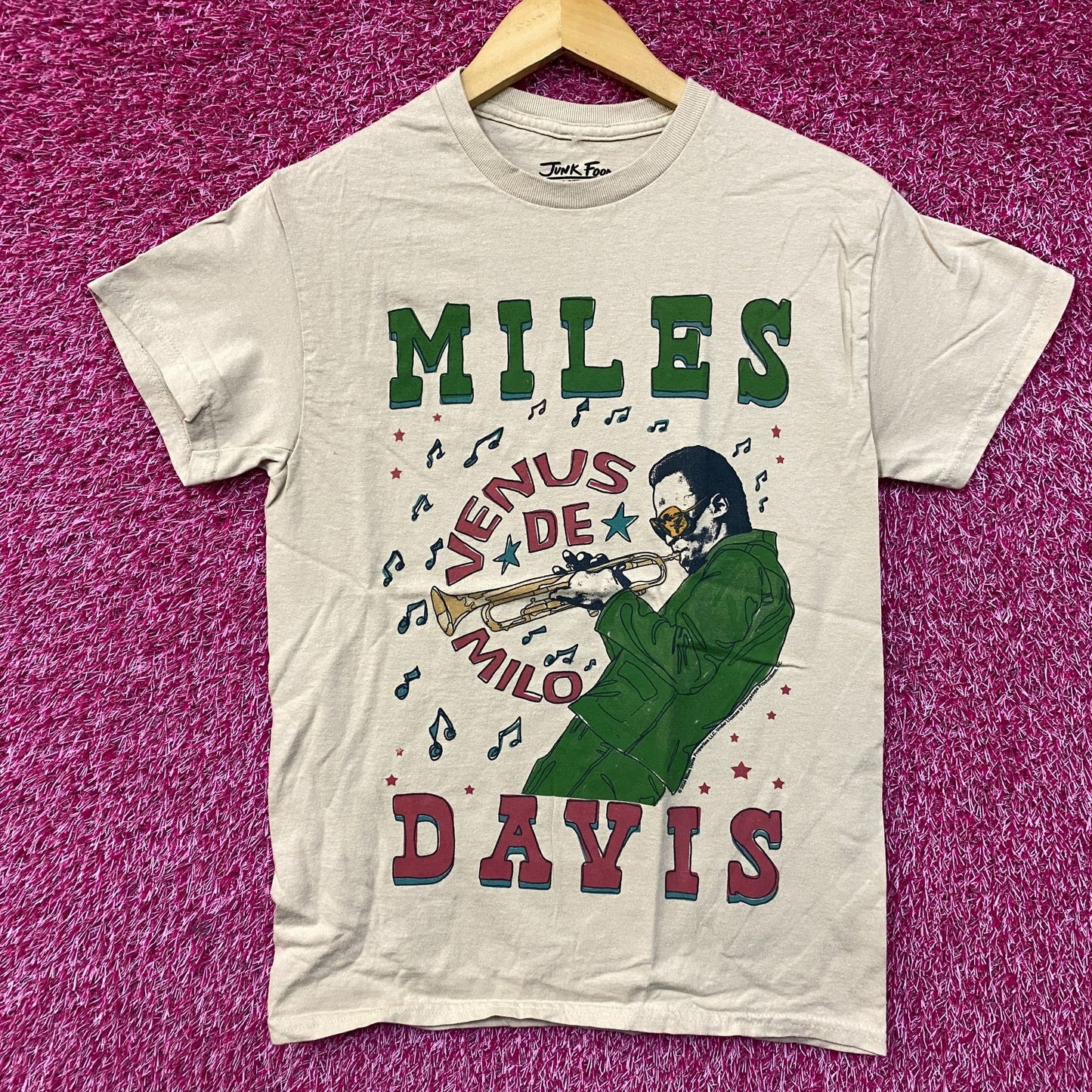 Miles Davis Venus de Milo Jazz T-Shirt Extra Small