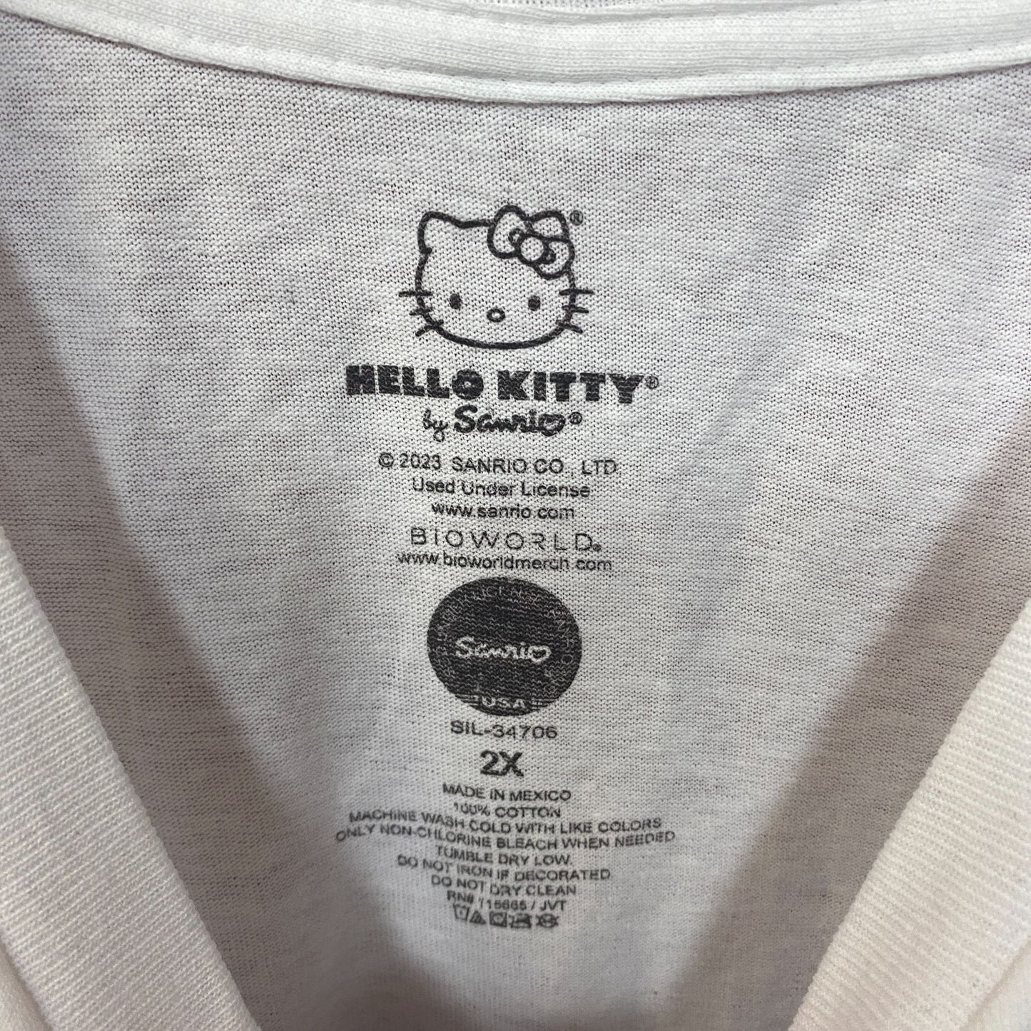 Sanrio Hello Kitty Graffiti Art T-Shirt 2XL