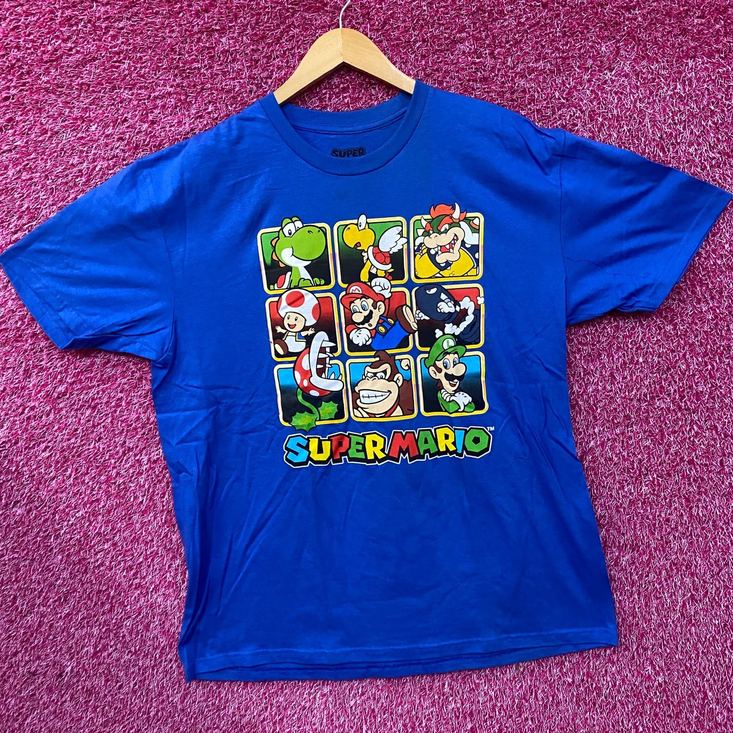 Nintendo Super Mario Golden Blue Graphic T-Shirt XL