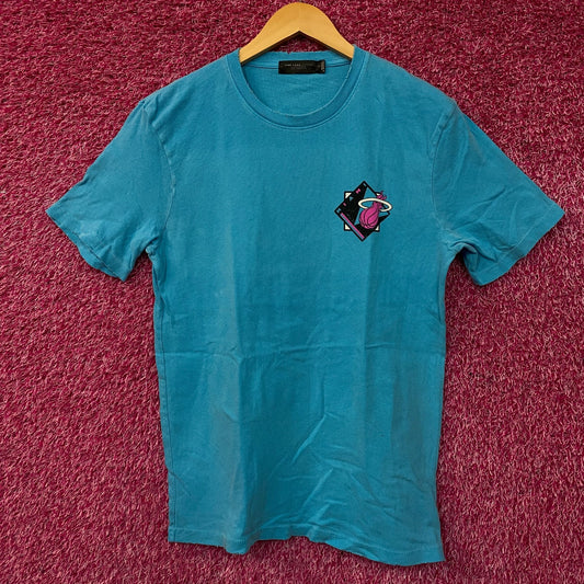 Junk Food Clothing Miami Heat Retro-Style Graphic T-Shirt Small
