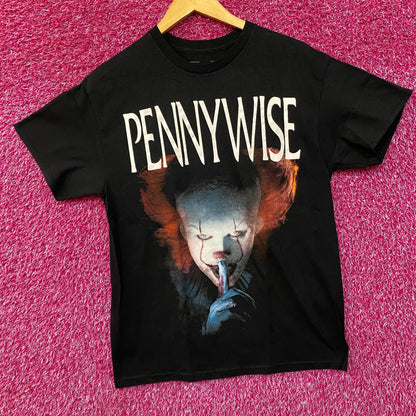 IT Pennywise The Dancing Clown Horror Movie T-Shirt Medium
