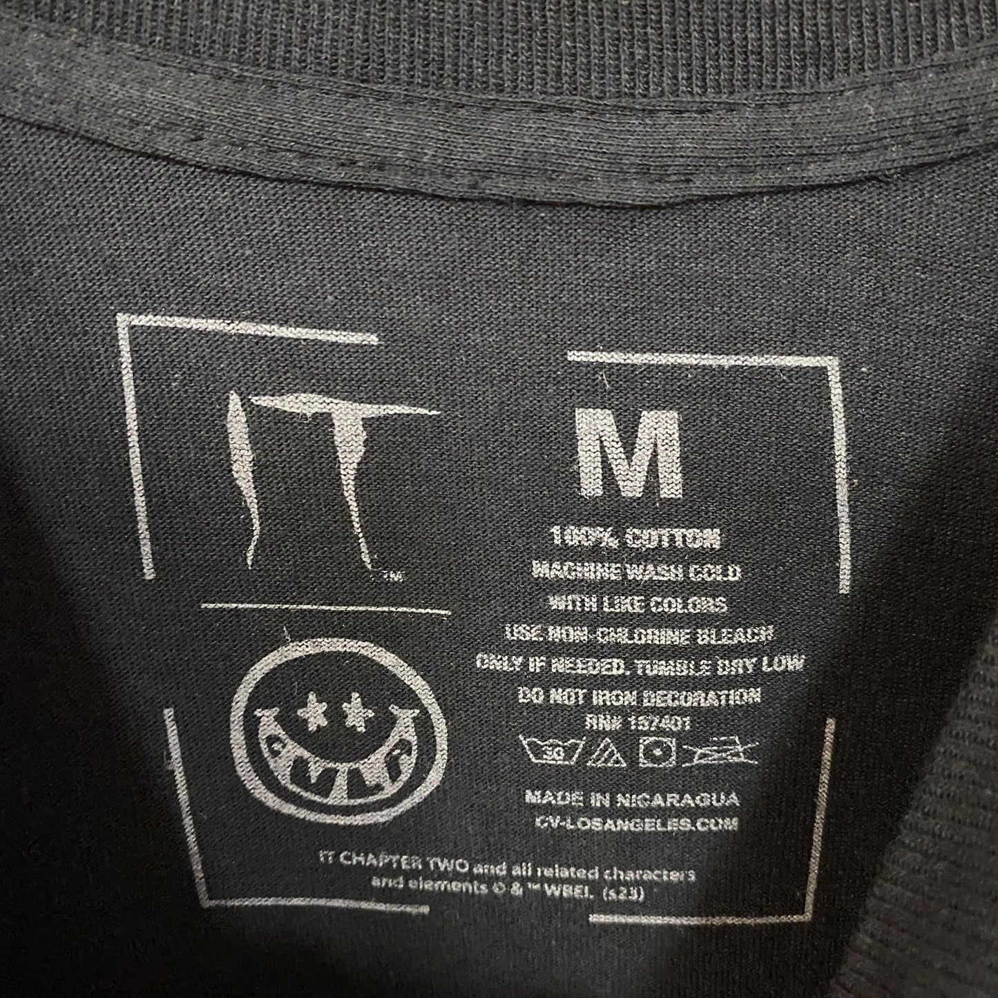 IT Pennywise The Dancing Clown Horror Movie T-Shirt Medium