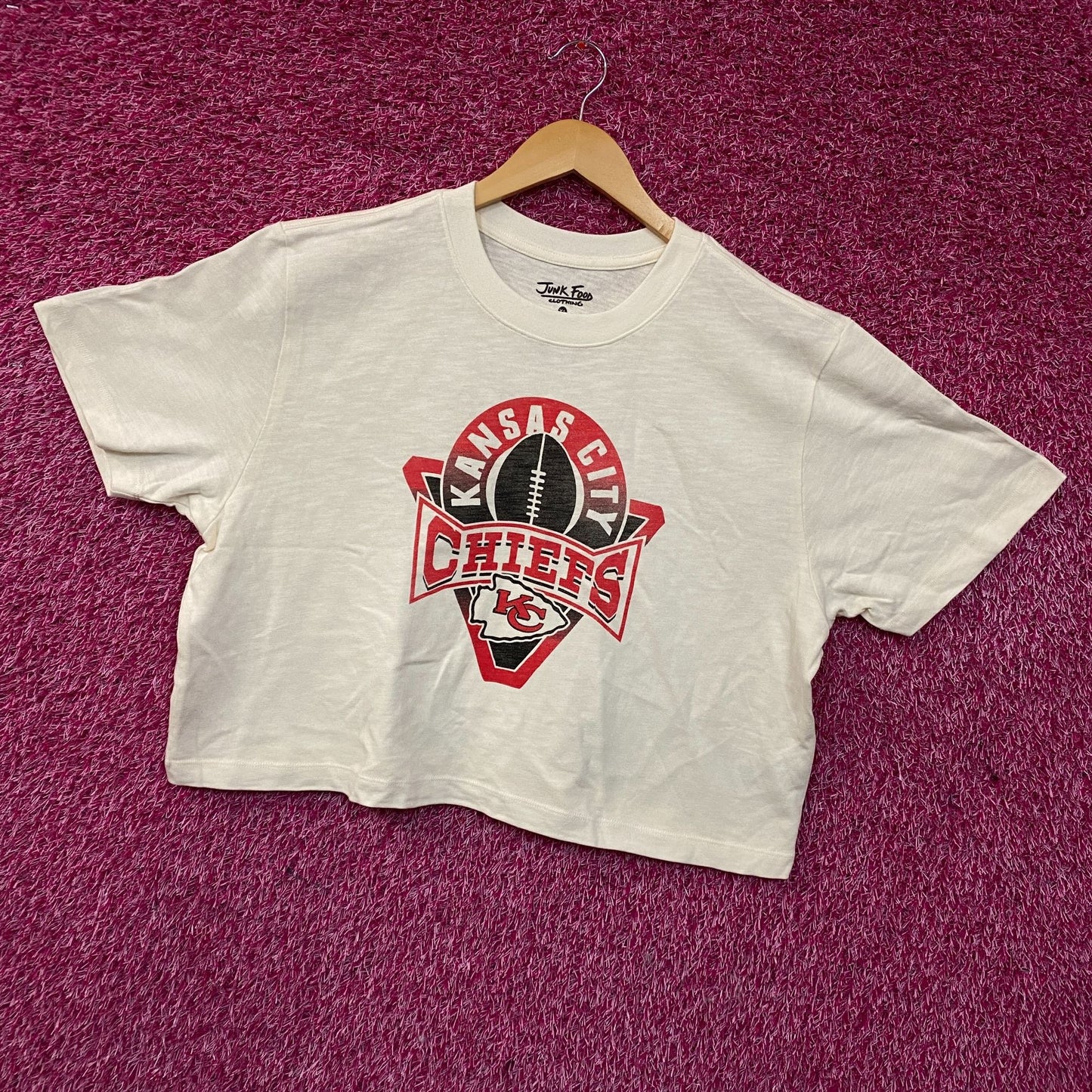 Junk Food Clothing NFL Kansas City Chiefs Women's Mock Neck Crop Tee XL
