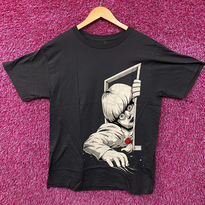 The Conjuring Annabelle Doll Graphic T-Shirt Medium