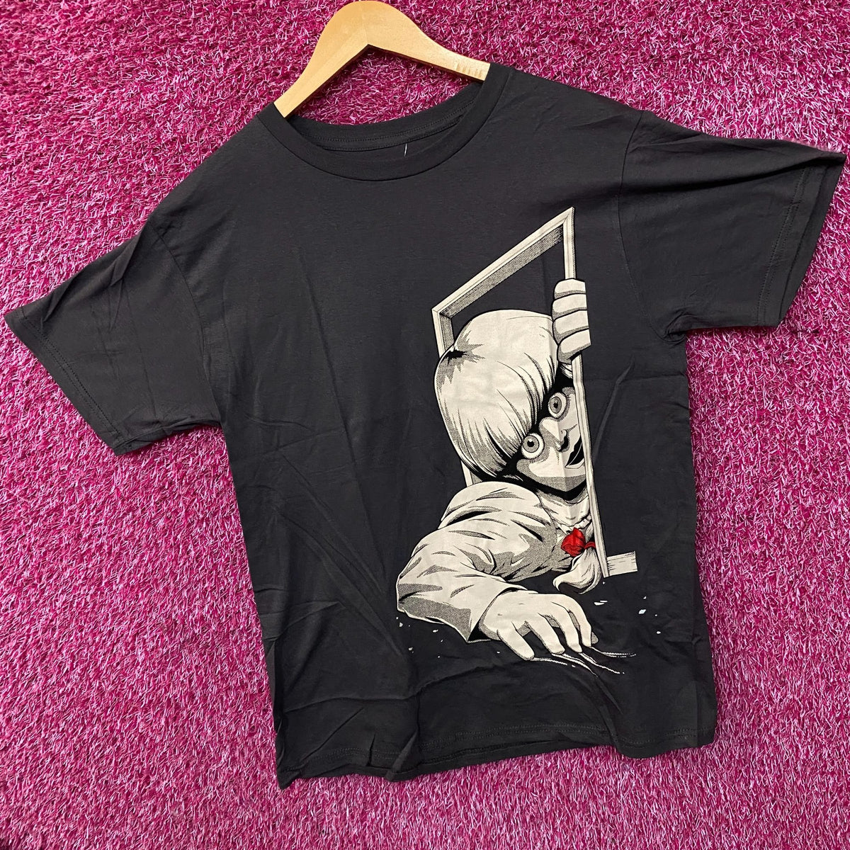The Conjuring Annabelle Doll Graphic T-Shirt Medium