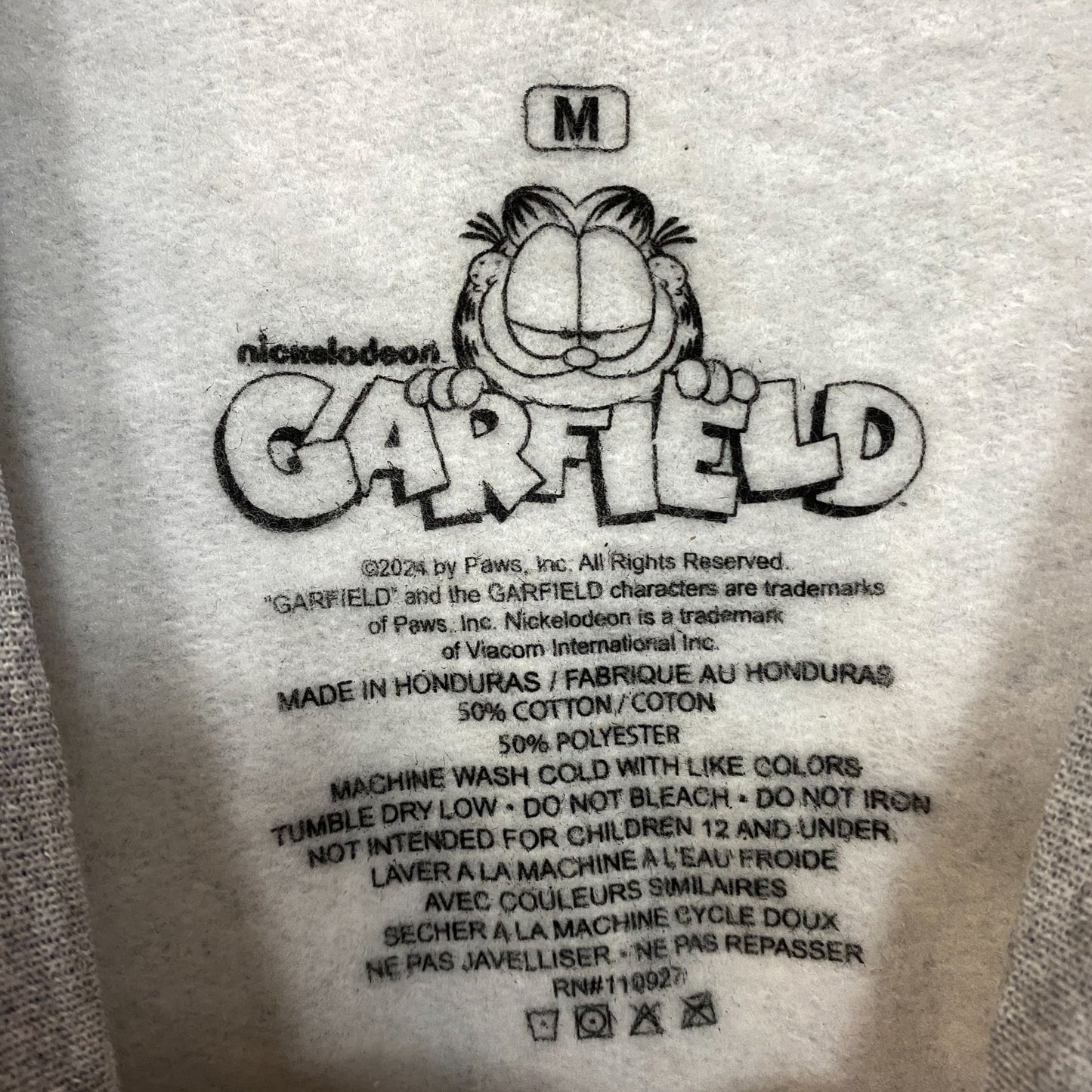 Garfield Too Kool for Skool double sided Crewneck size Medium