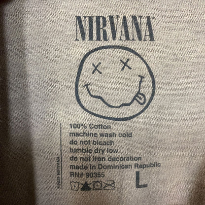 Nirvana Smiley Face Doodle Tshirt size Large