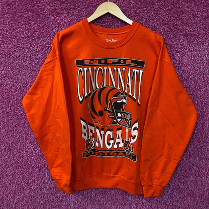 Junk Food Clothing NFL Cincinnati Bengals Helmet Flea Market Crew Fleece Sweatshirt Medium