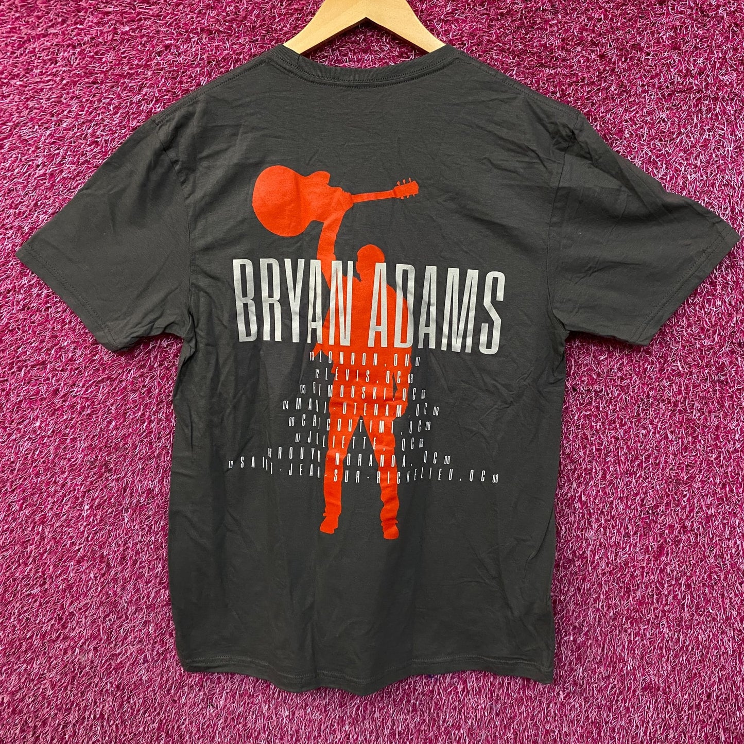 Bryan Adams Rock Tour Graphic T-shirt Medium