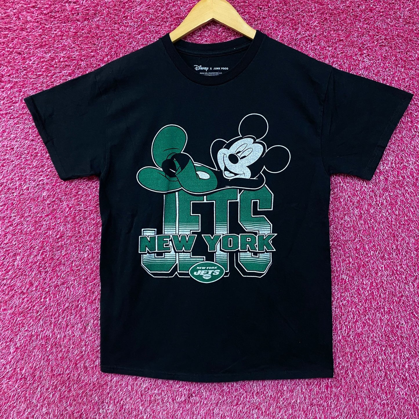 Junk Food x NFL Disney Mickey Mouse Kick Back New York Jets Shirt Small