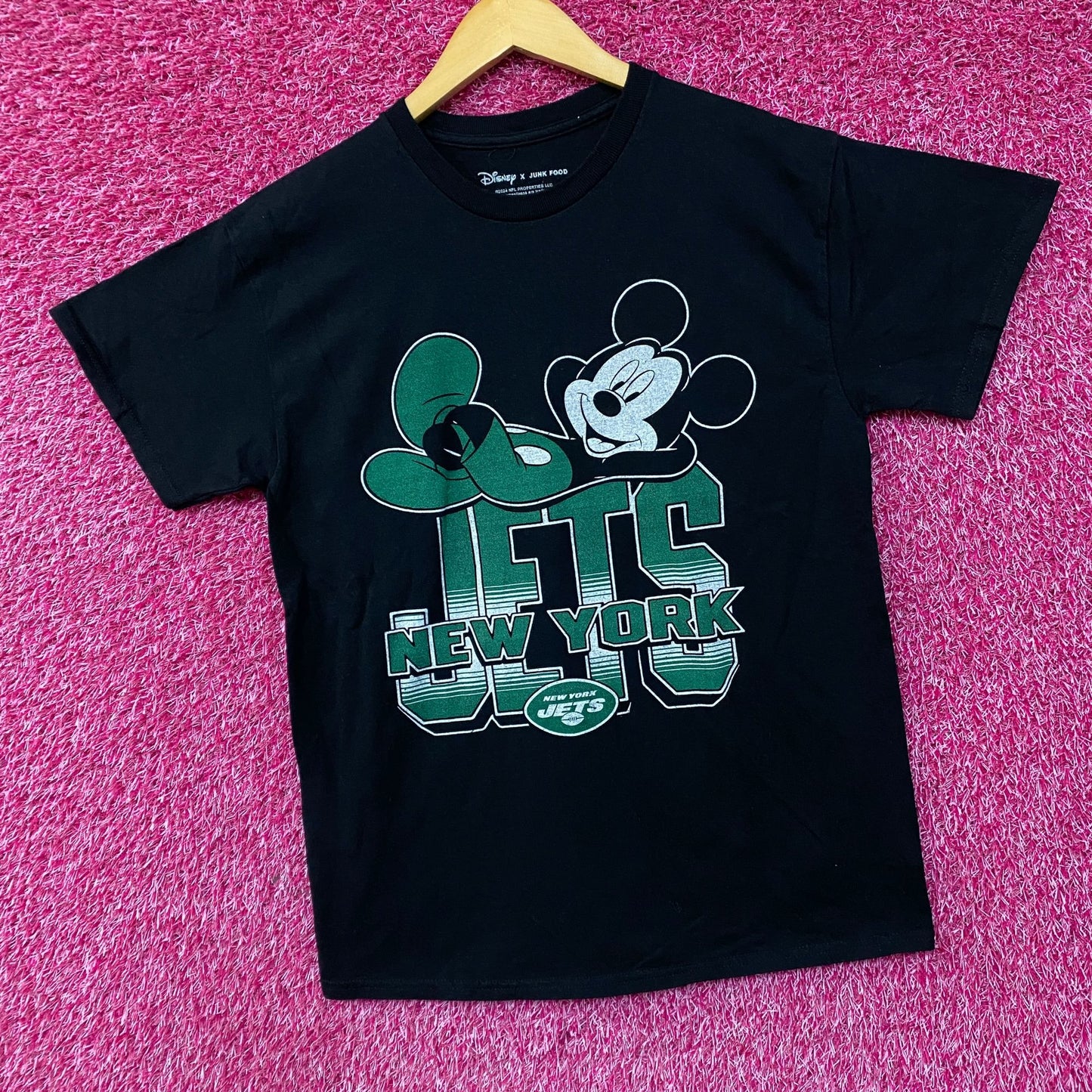 Junk Food x NFL Disney Mickey Mouse Kick Back New York Jets Shirt Small