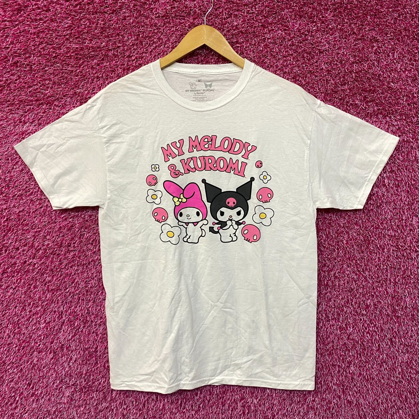 My melody x Kuromi white Tshirt size medium