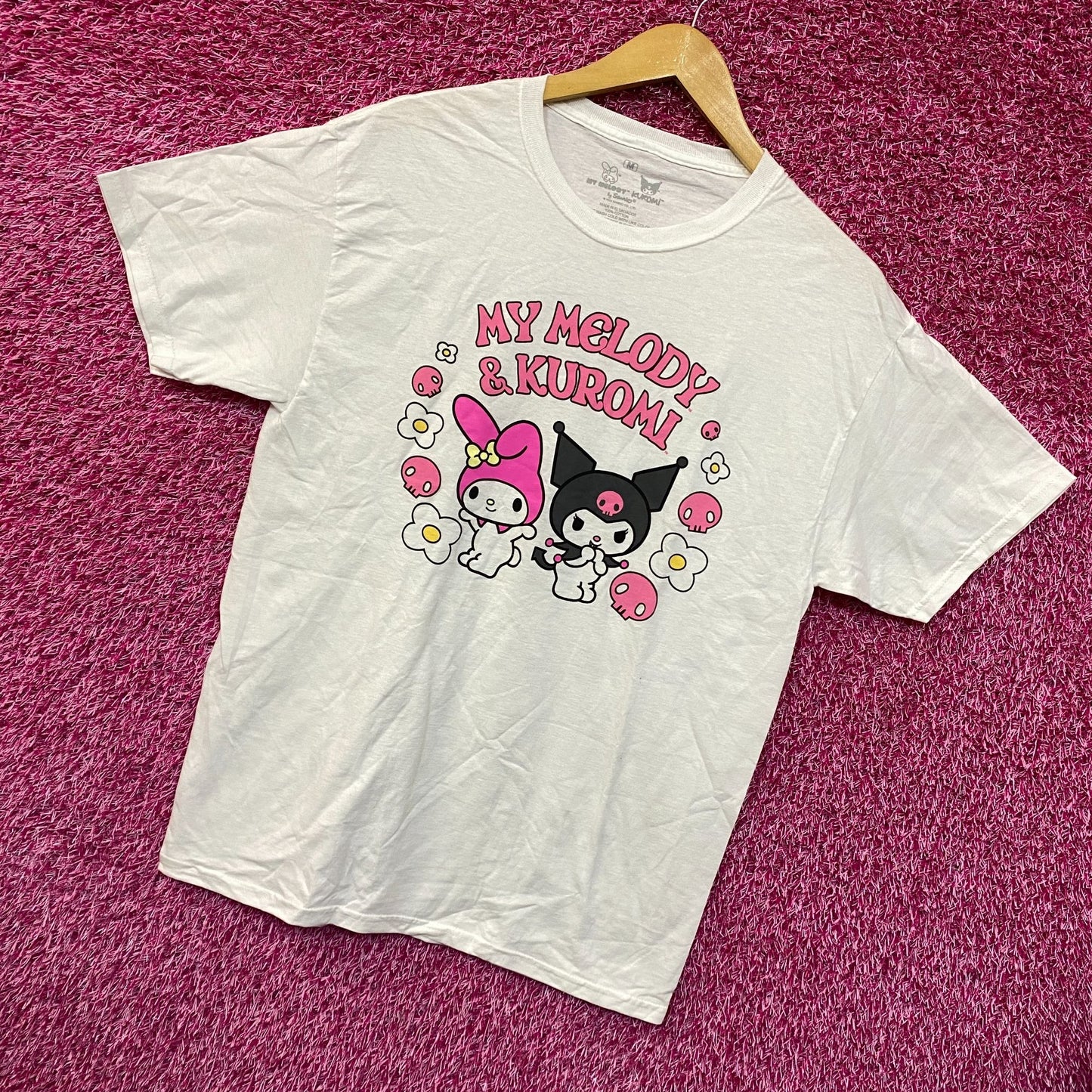 My melody x Kuromi white Tshirt size medium
