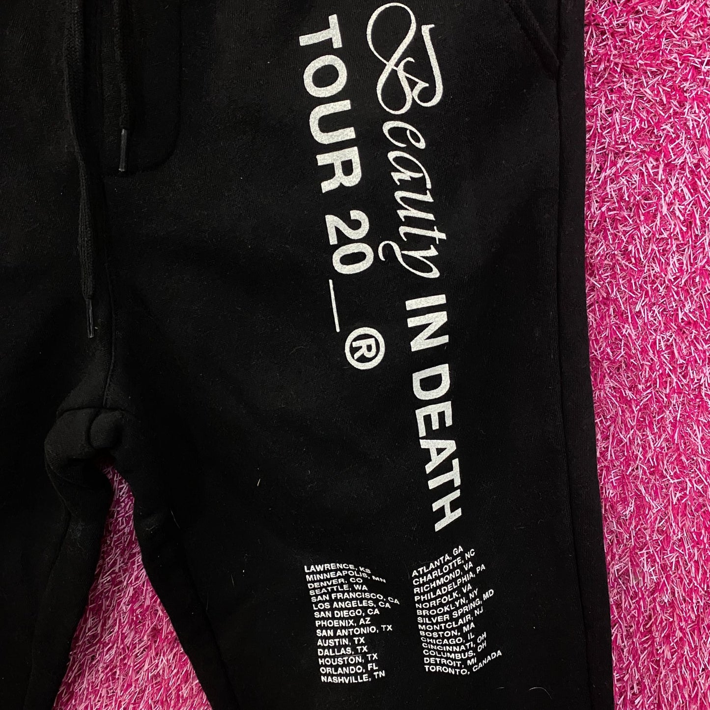 Chase Atlantic "Beauty in Death" Tour Sweatpants Small