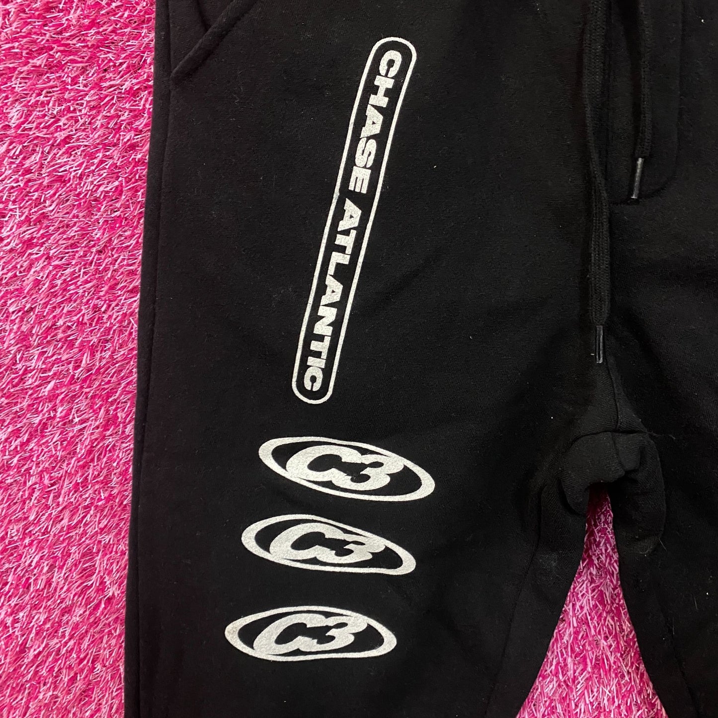 Chase Atlantic "Beauty in Death" Tour Sweatpants Small