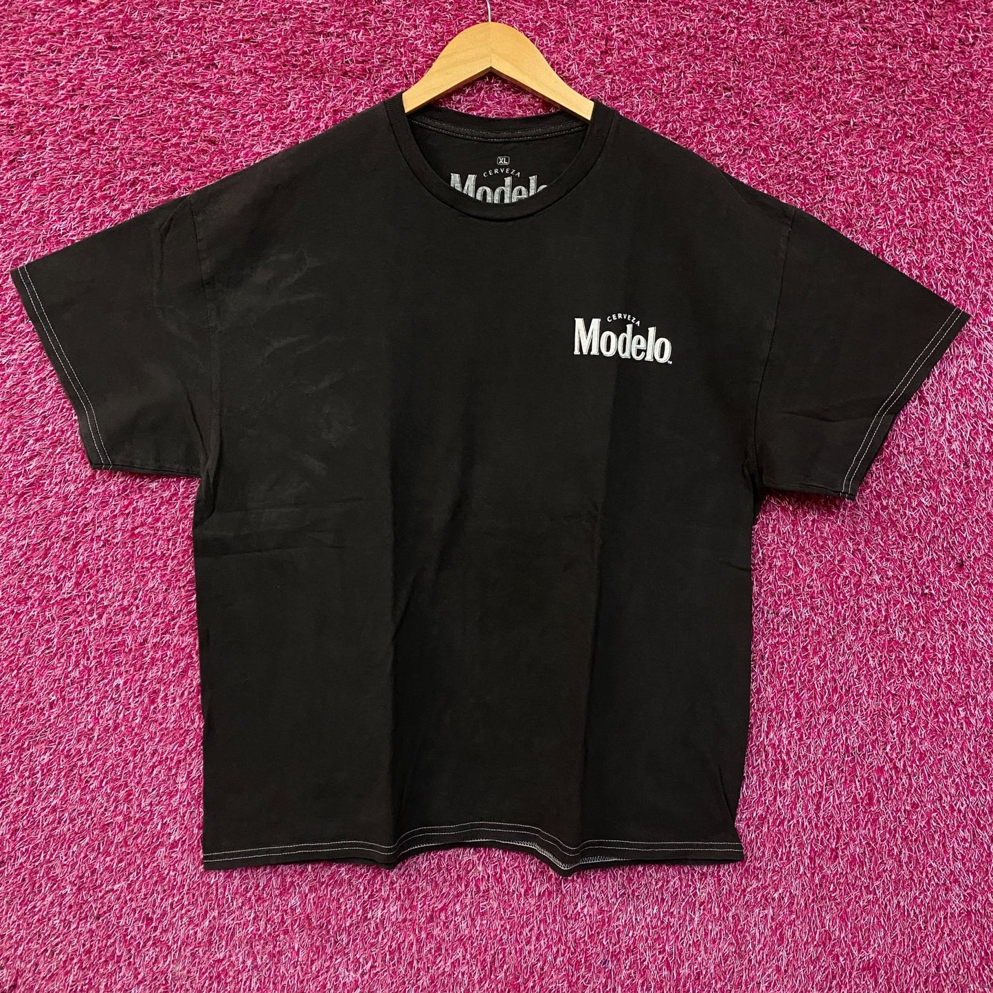Modelo Especial Beer Bottle Promo T-Shirt XL