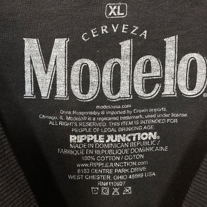 Modelo Especial Beer Bottle Promo T-Shirt XL