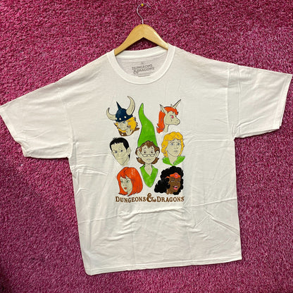 Queens Dungeons & Dragons Group Shot T-Shirt XL
